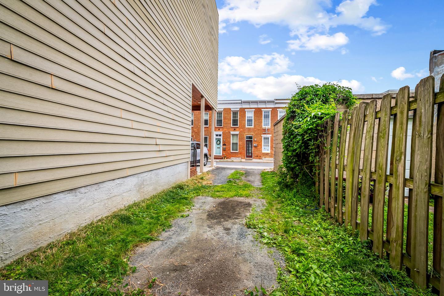 1435 Hull St Property Photo 35