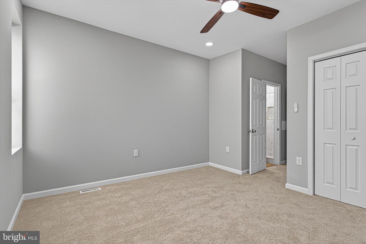 2518 W Fayette St Property Photo 21