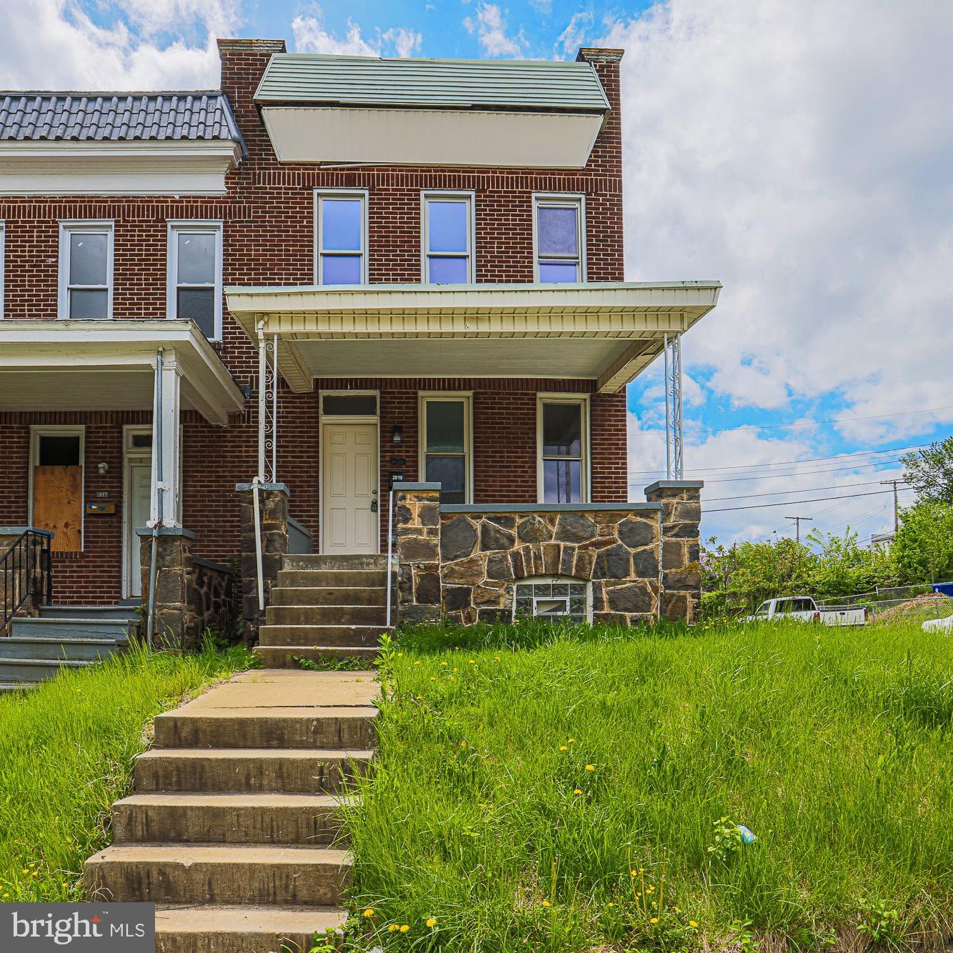2819 PRESBURY ST Property Photo 1
