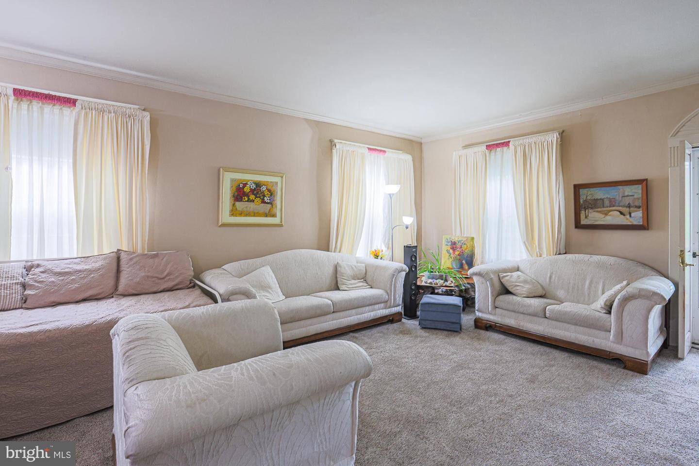 6701 Park Heights Ave #3c Property Photo 11