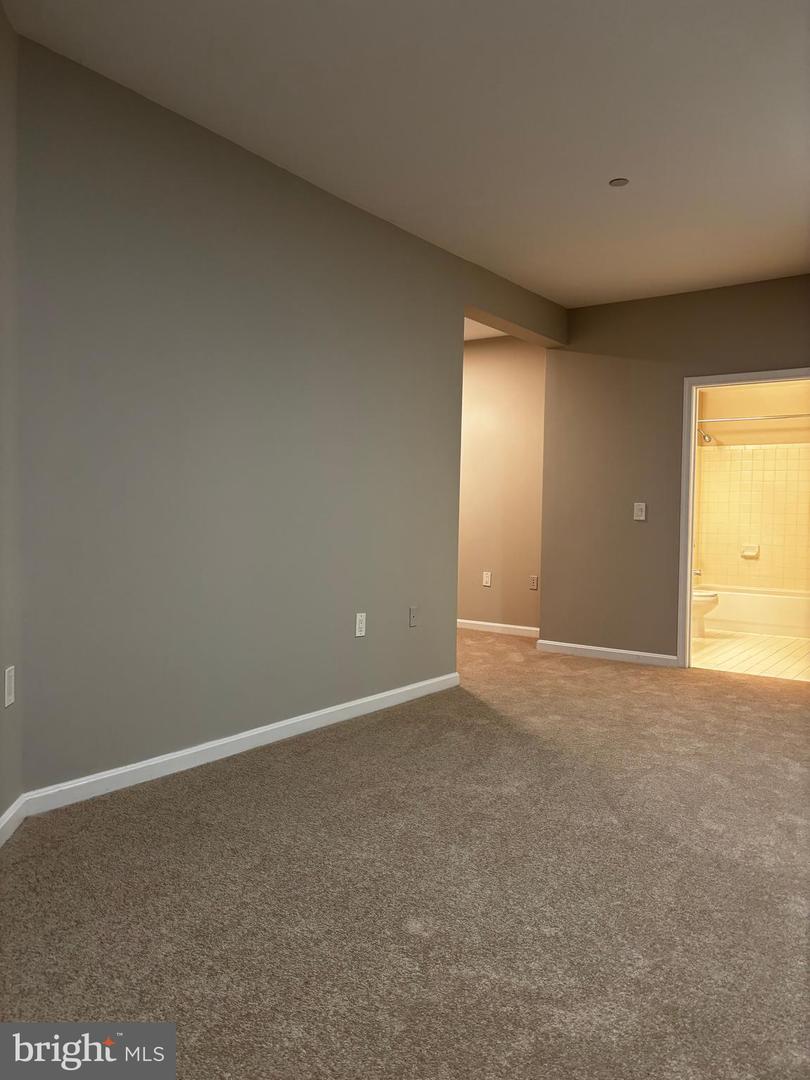 23 Pierside Dr #130 Property Photo 22