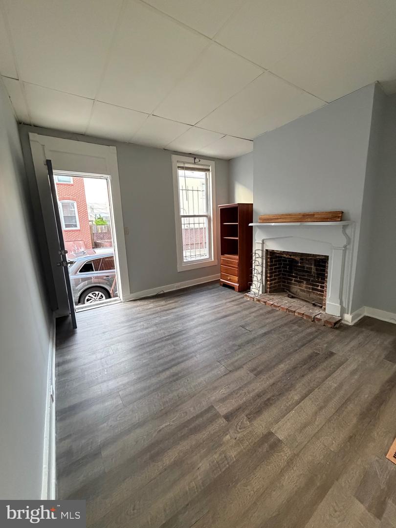 747 Carroll St Property Photo 11