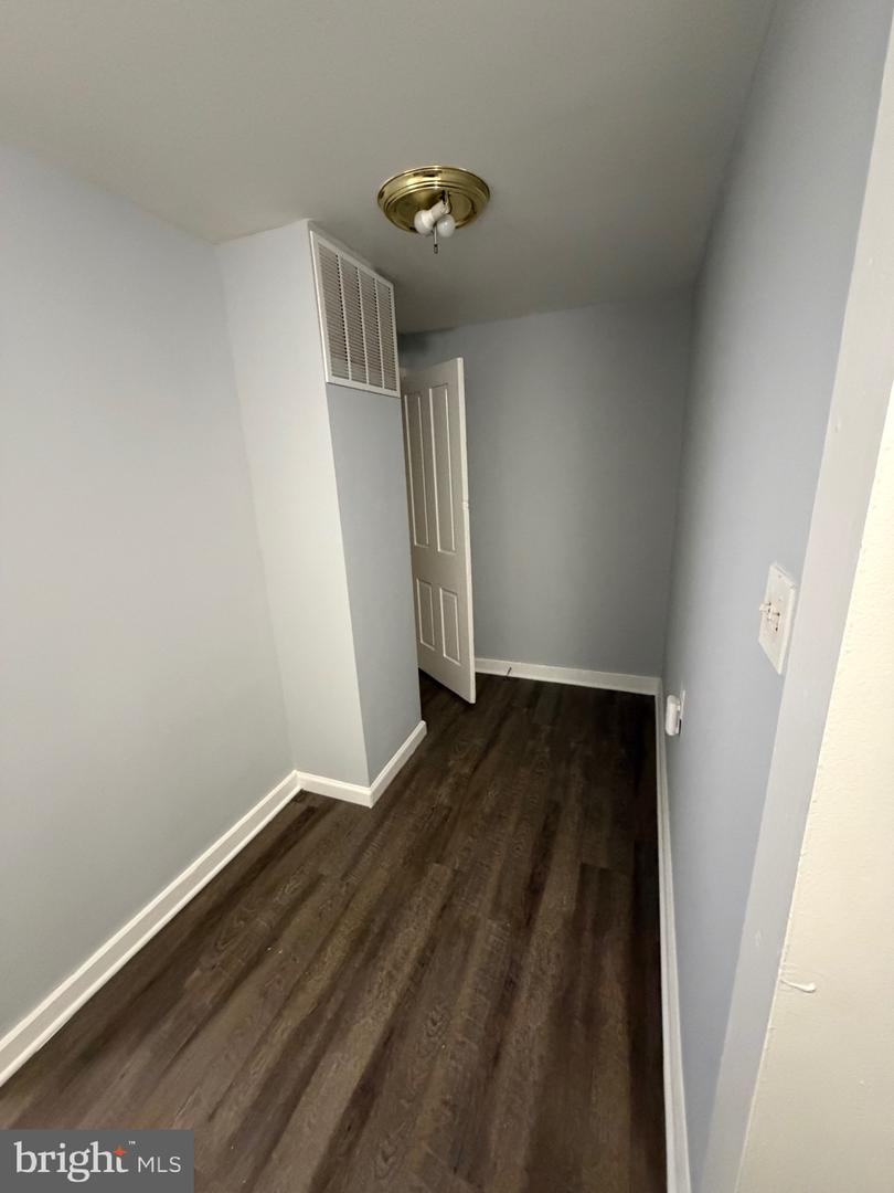 747 Carroll St Property Photo 17