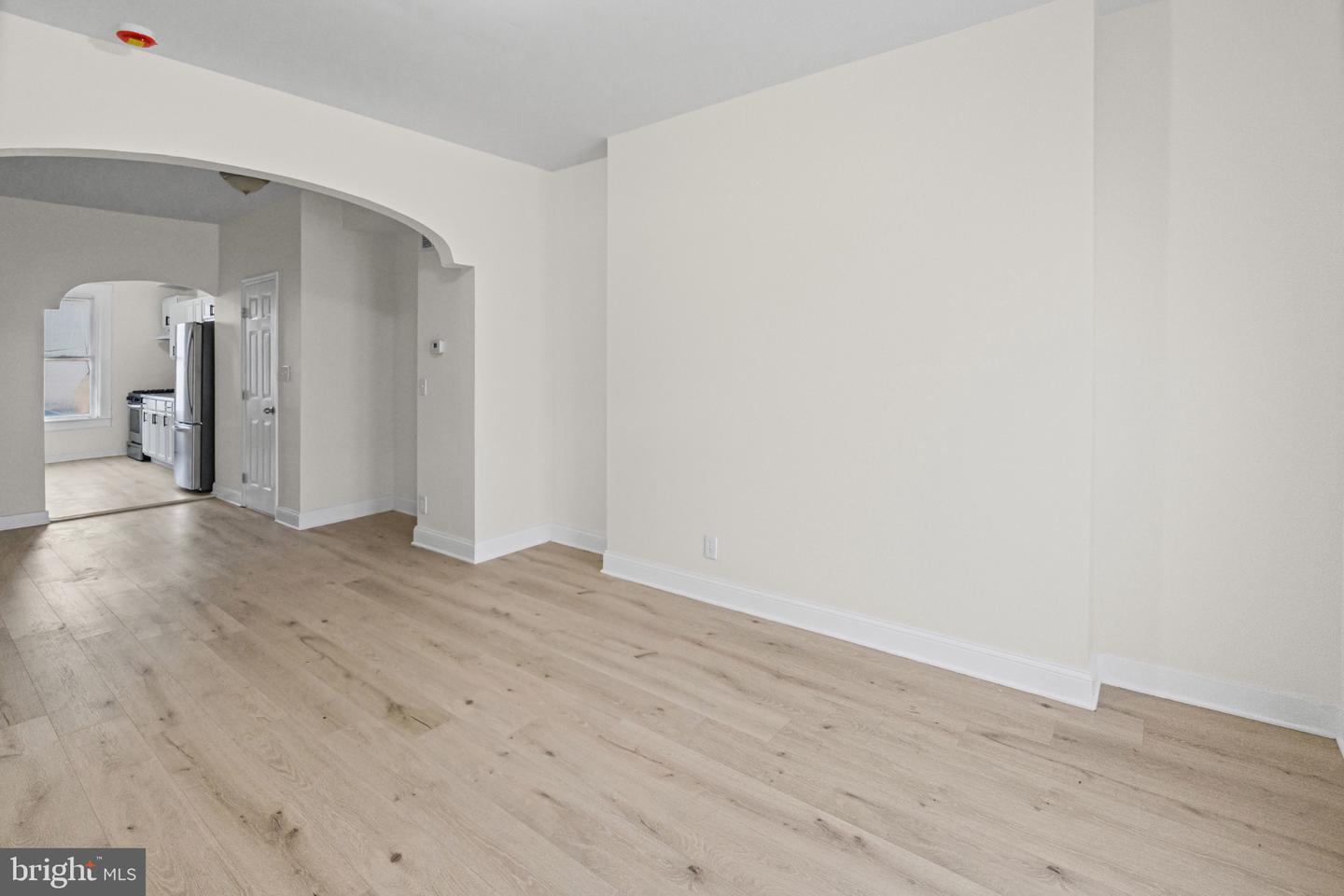 2022 Cliftwood Ave Property Photo 10