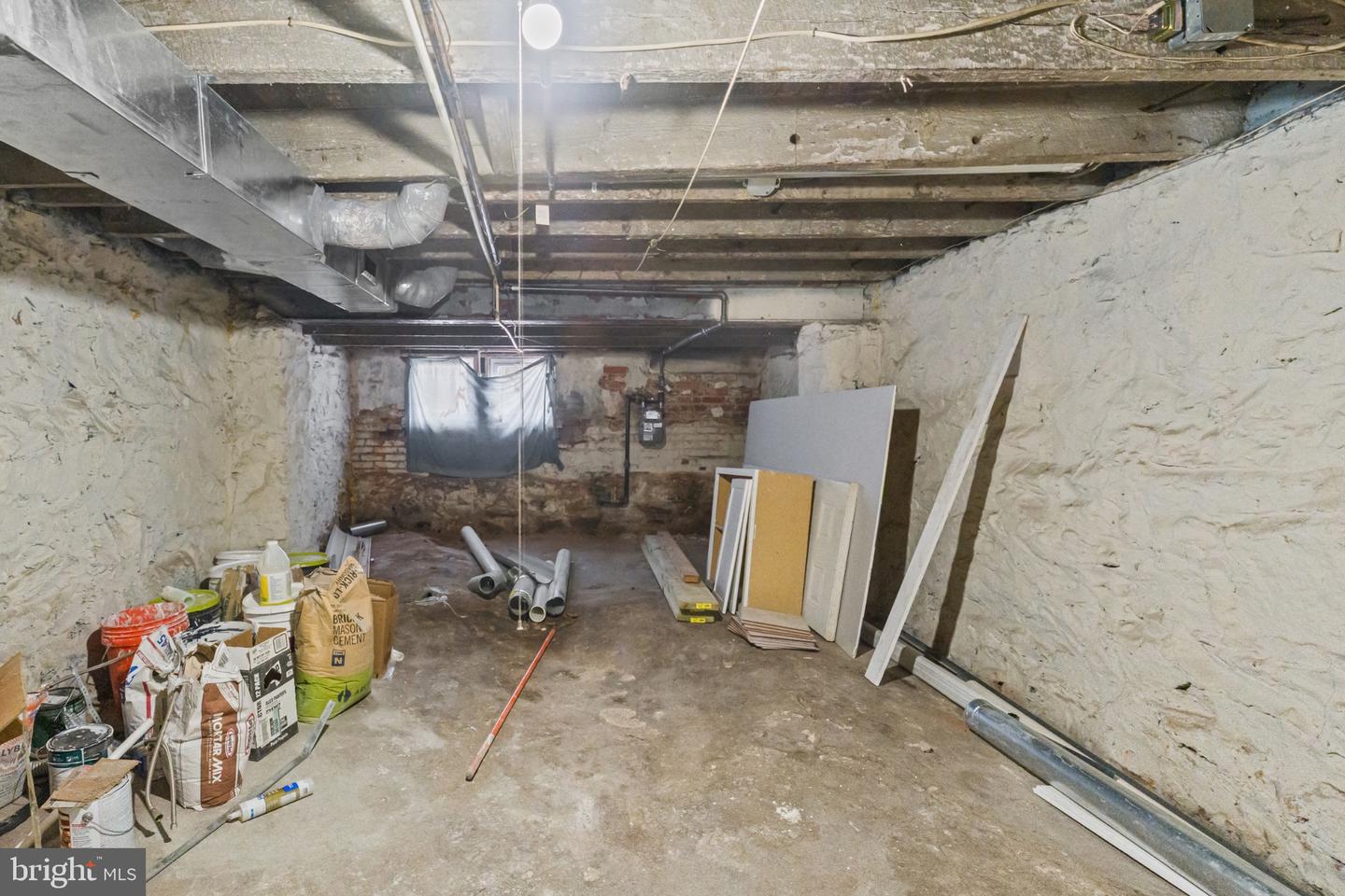2022 Cliftwood Ave Property Photo 20