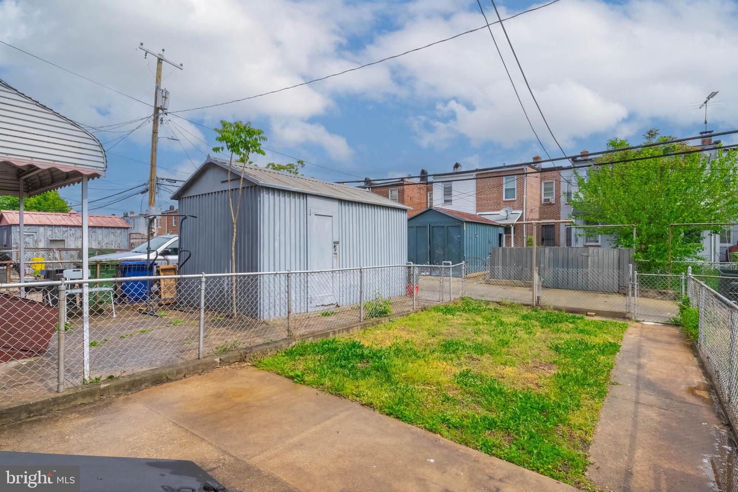 2850 Mayfield Ave Property Photo 45
