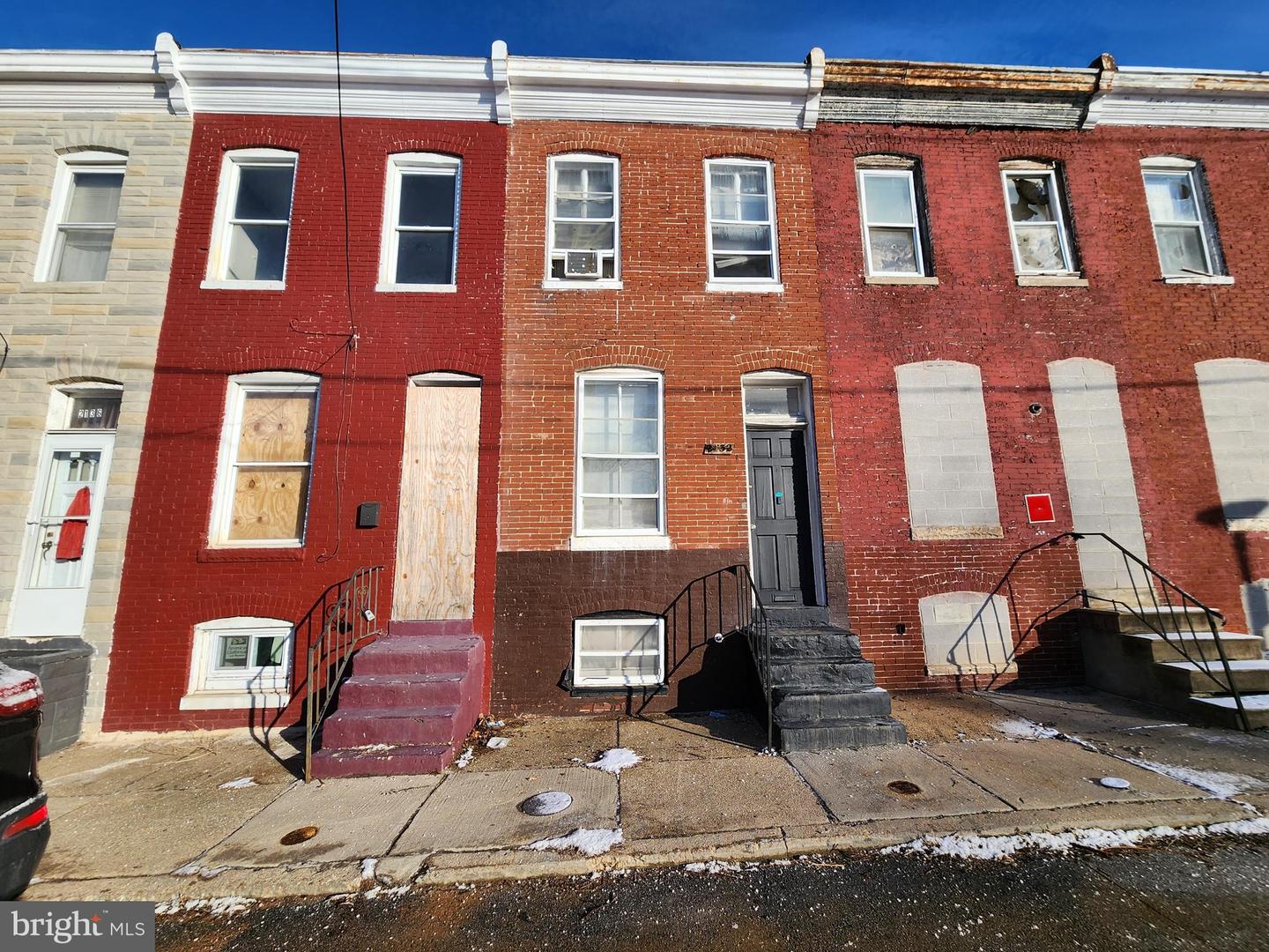 2132 BOYD ST Property Photo 1