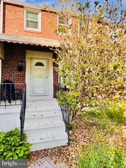 1726 E BELVEDERE AVE Property Photo 1
