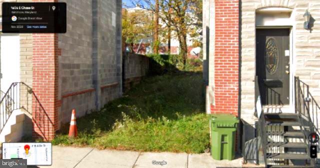 1604 E Chase St Property Photo 2