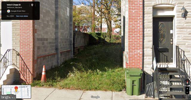 1604 E Chase St Property Photo 5