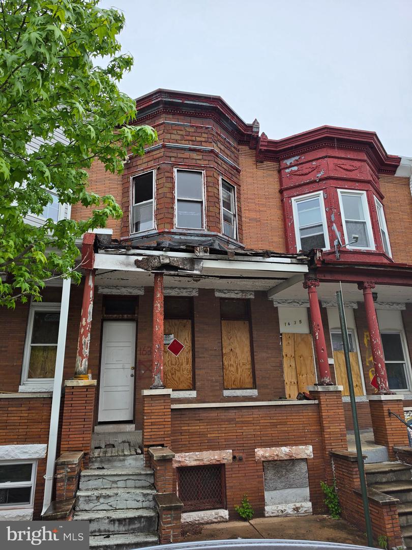 1637 Appleton St Property Photo 1