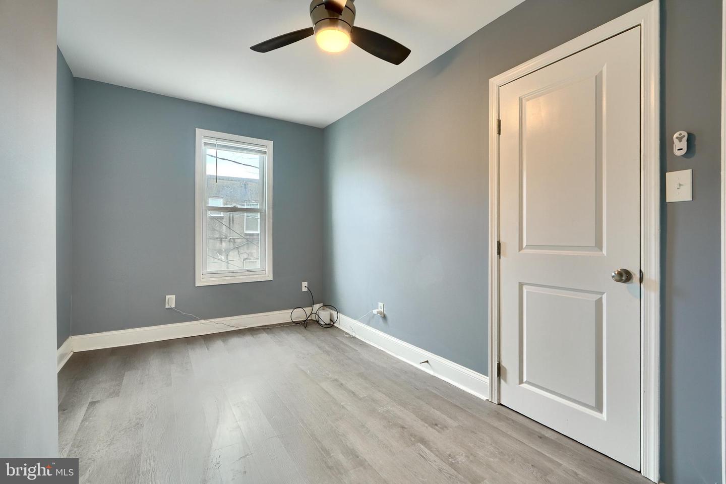 1819 Clifton Ave Property Photo 12
