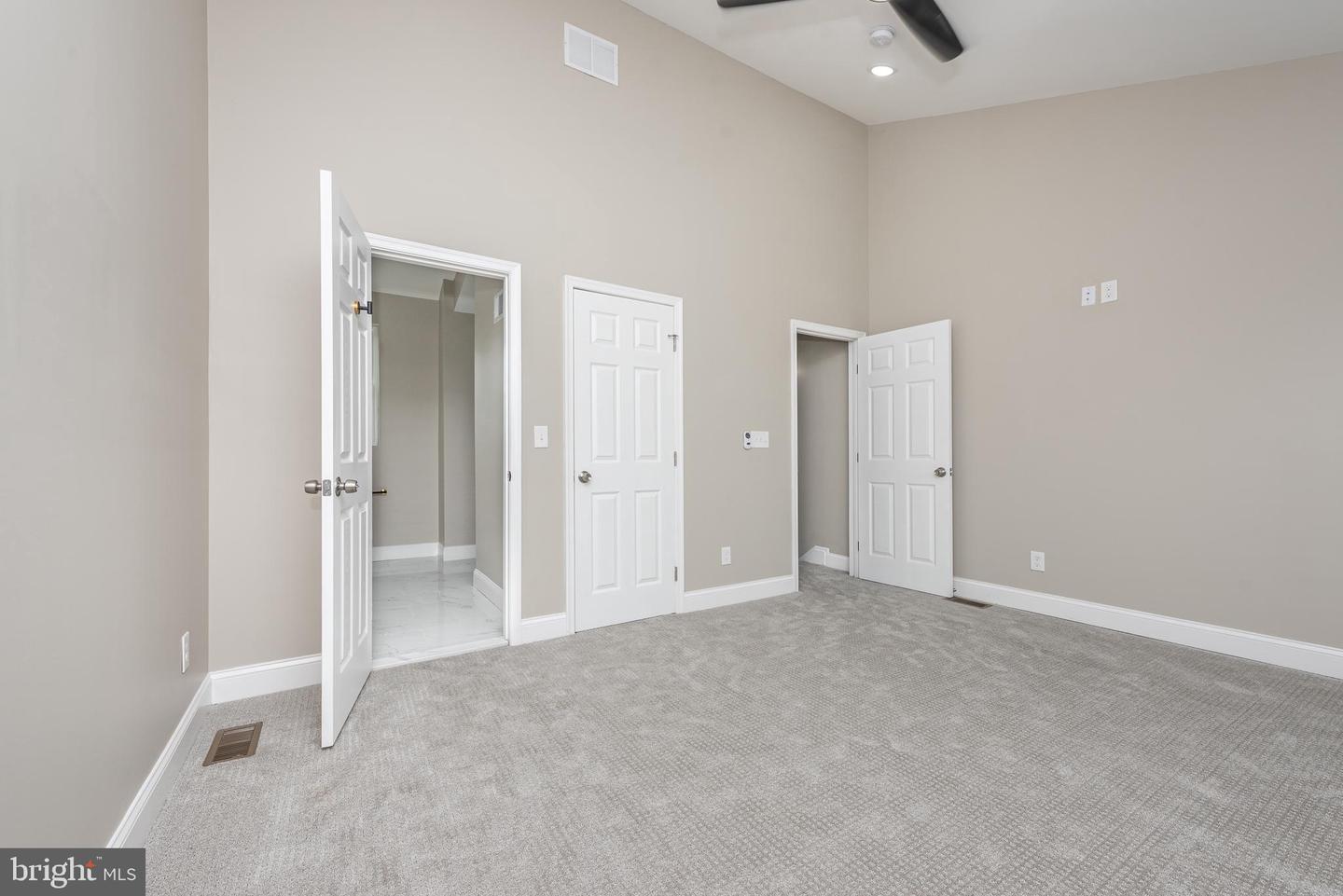 1016 W Fayette St Property Photo 22