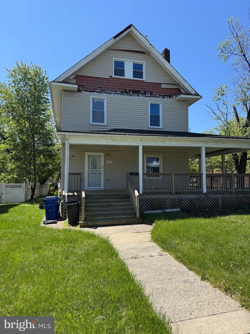 3219 CARLISLE AVE Property Photo 1