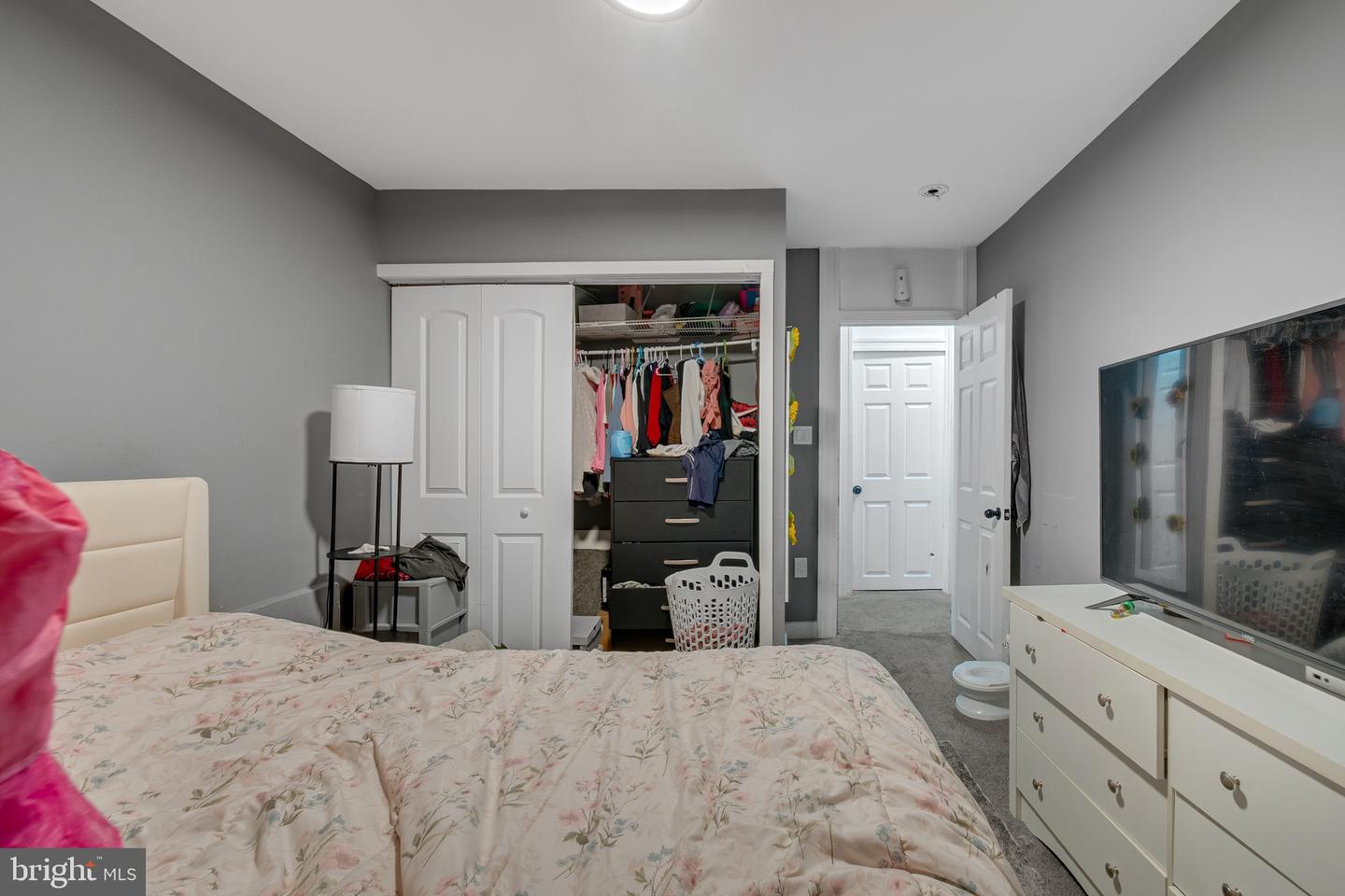 2619 Robb St Property Photo 12