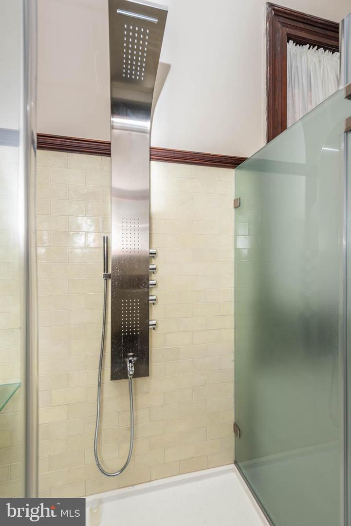 1801 Eutaw Pl Property Photo 26
