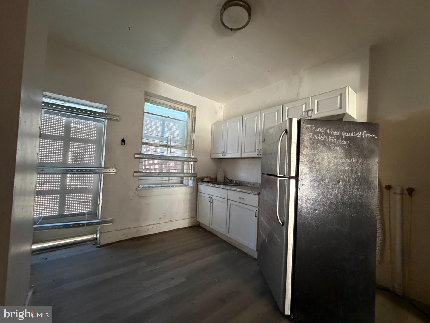 2422 Jefferson St Property Photo 4