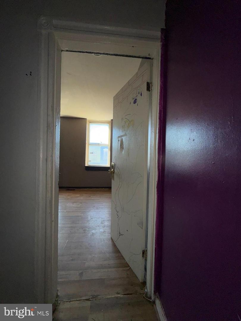 2422 Jefferson St Property Photo 13