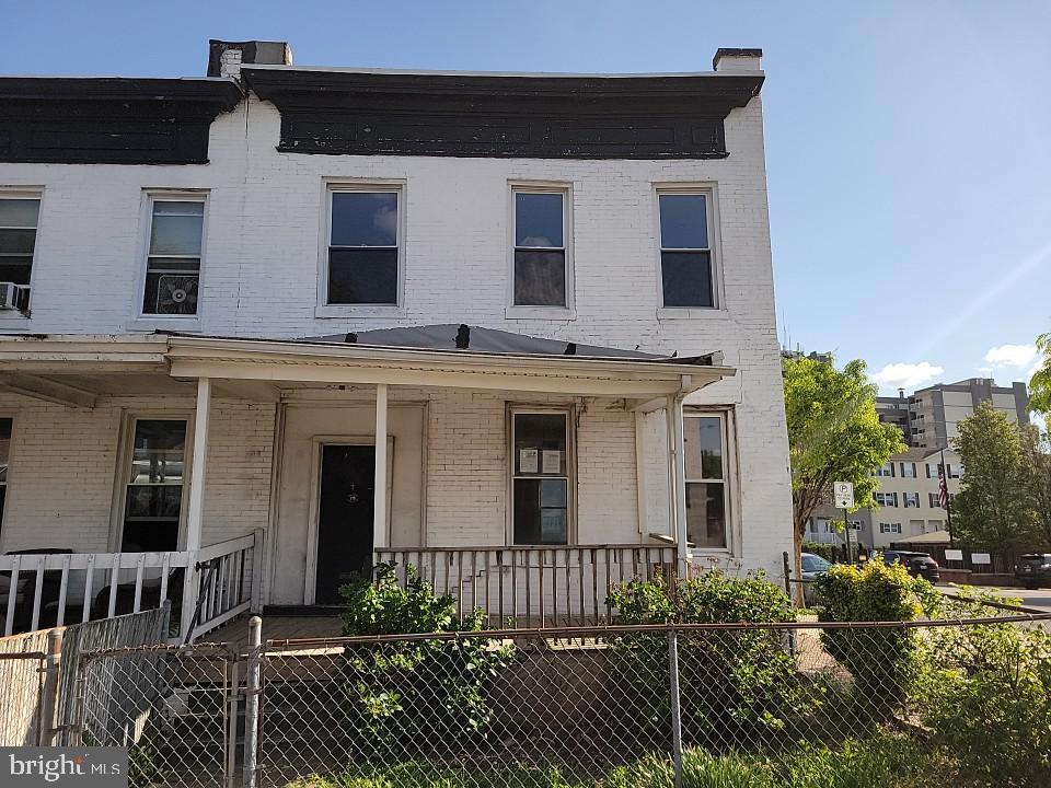 501 SHERIDAN AVE Property Photo 1