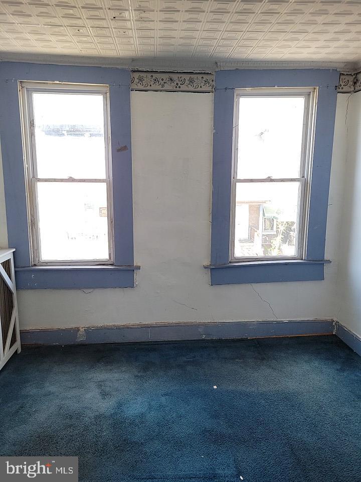 501 Sheridan Ave Property Photo 8