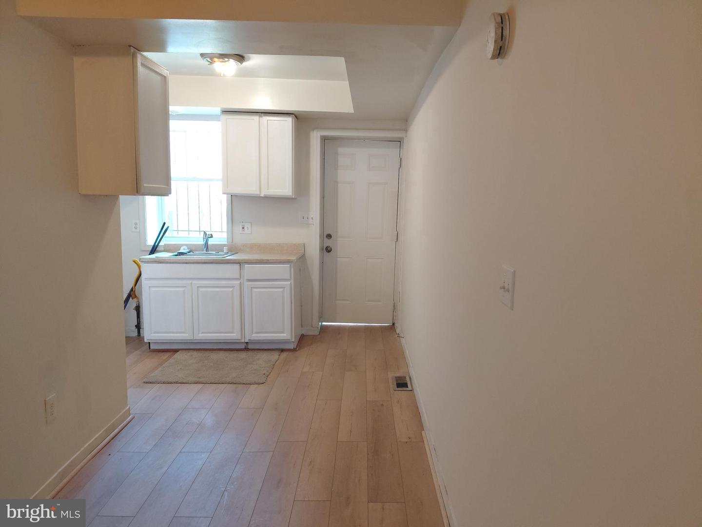 1436 Carroll St Property Photo 9