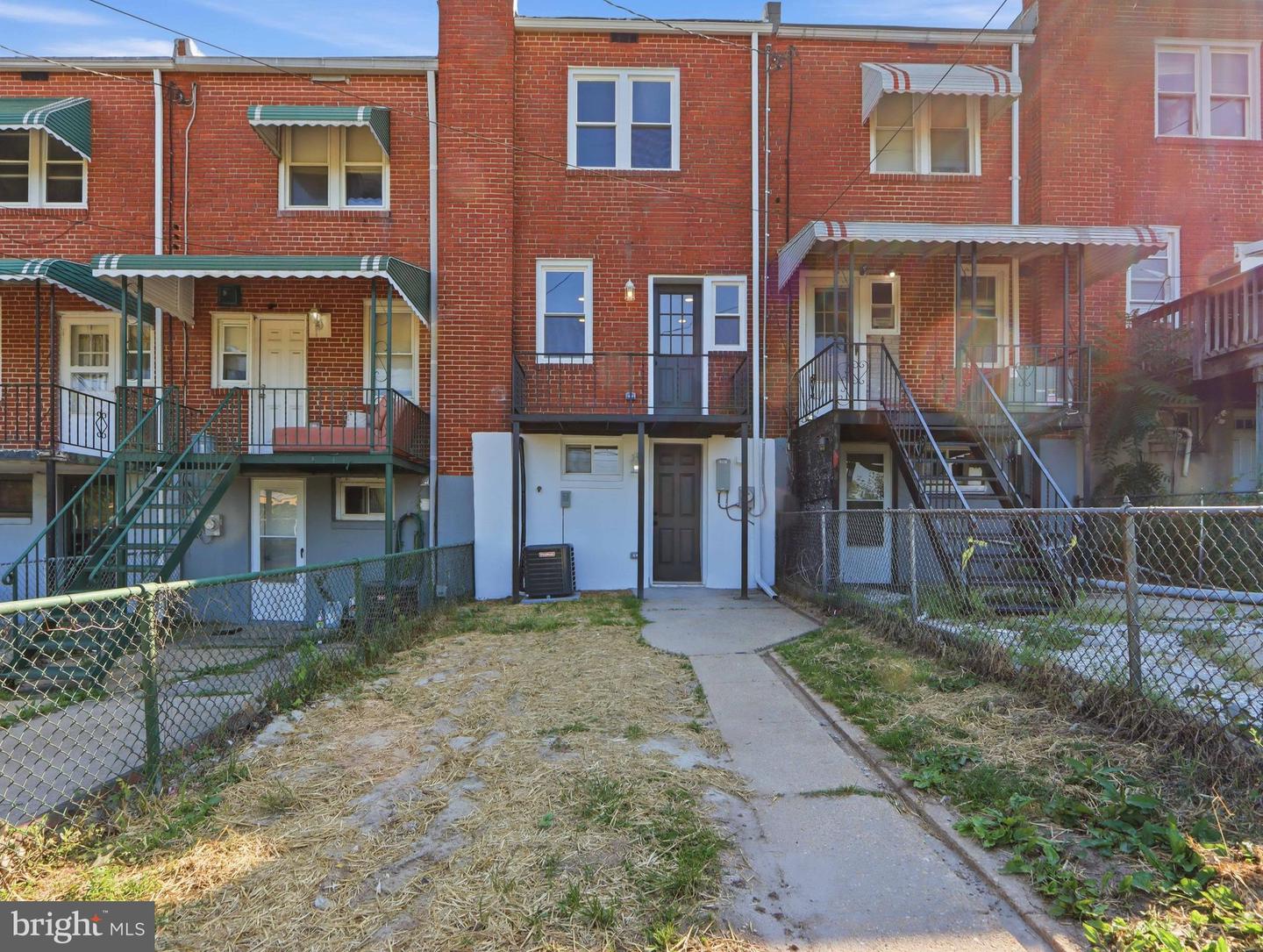2145 Harman Ave Property Photo 32