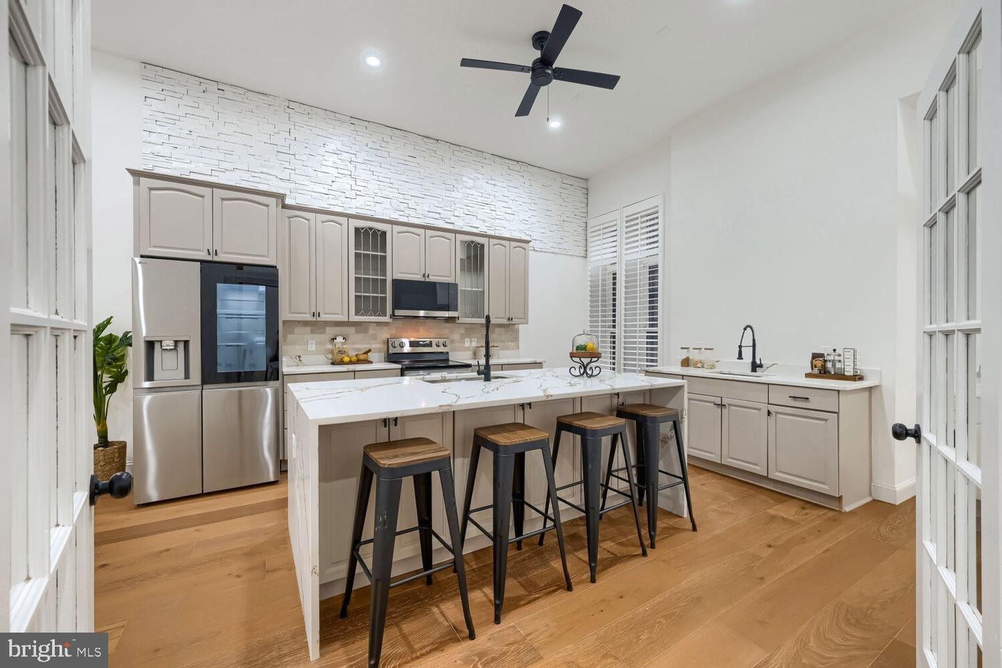 1704 Madison Ave Property Photo 8