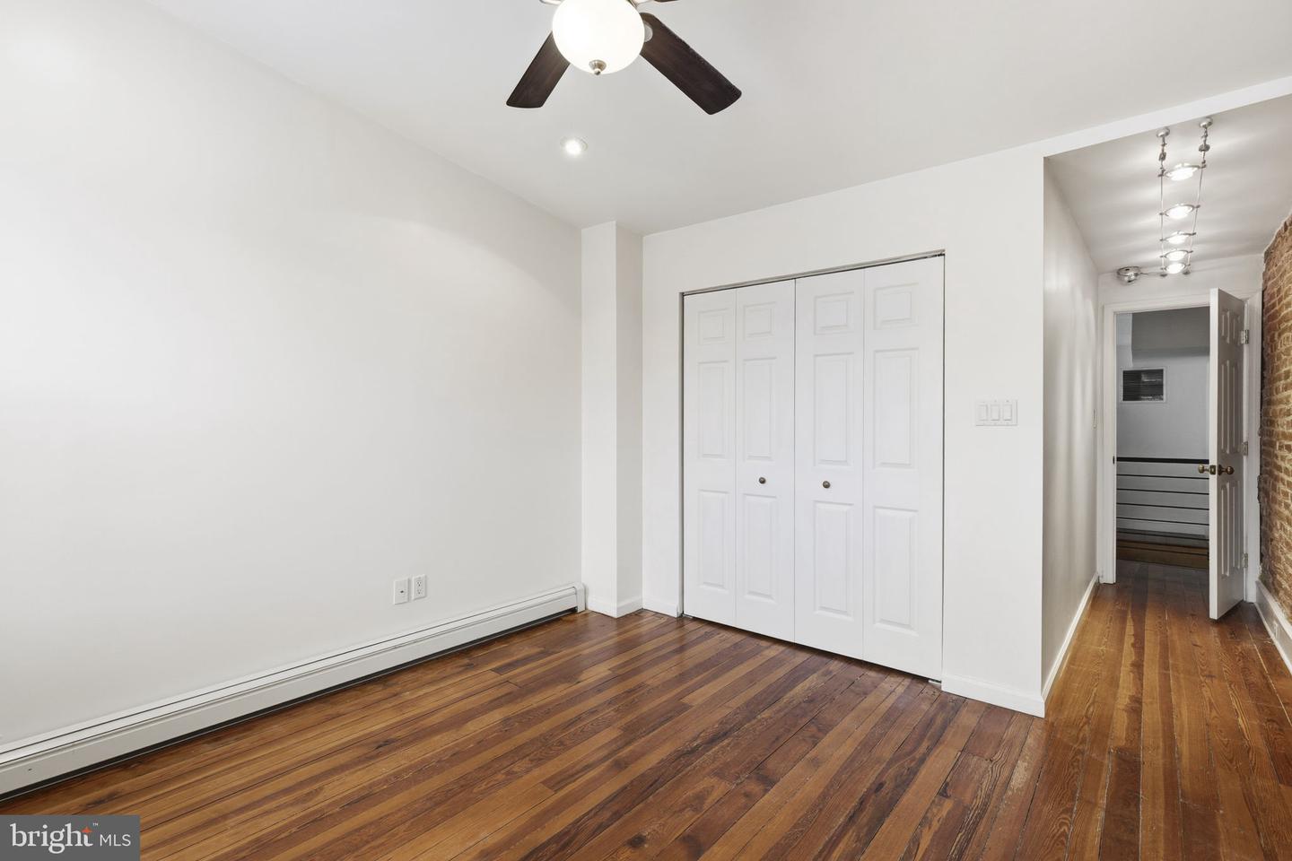 713 S Port St Property Photo 20