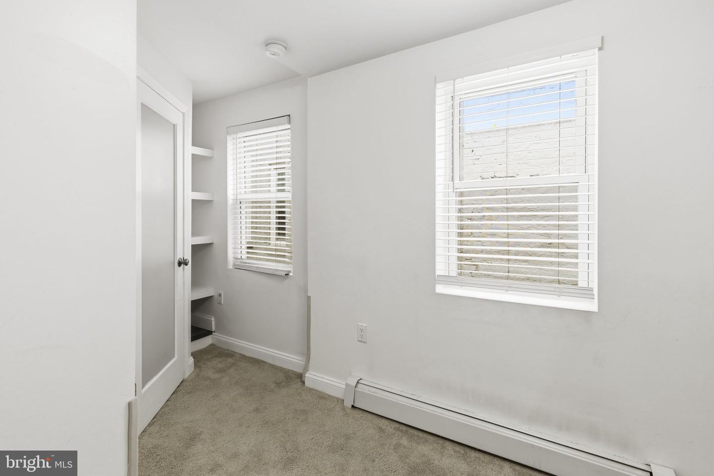 713 S Port St Property Photo 23