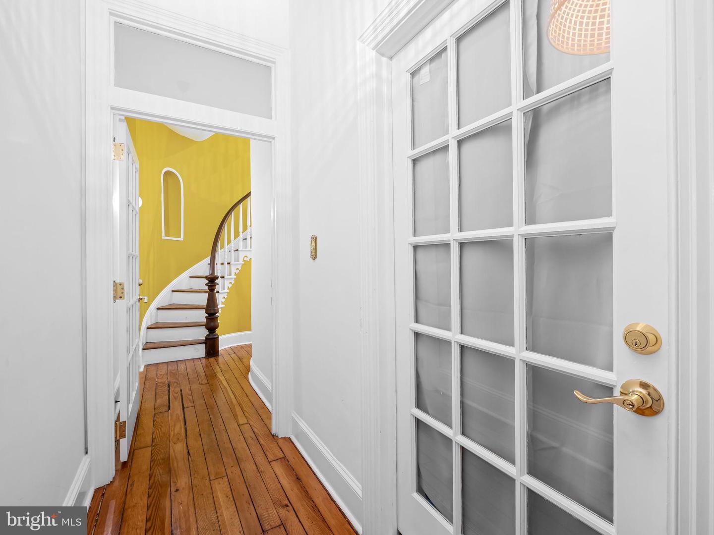1427 Bolton St #2 Property Photo 4