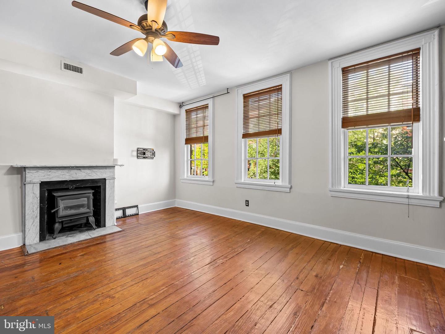 1427 Bolton St #2 Property Photo 10