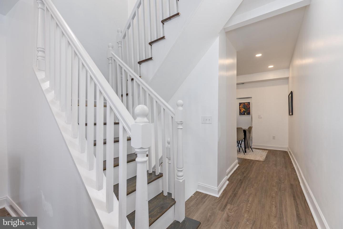 535 Robert St Property Photo 17