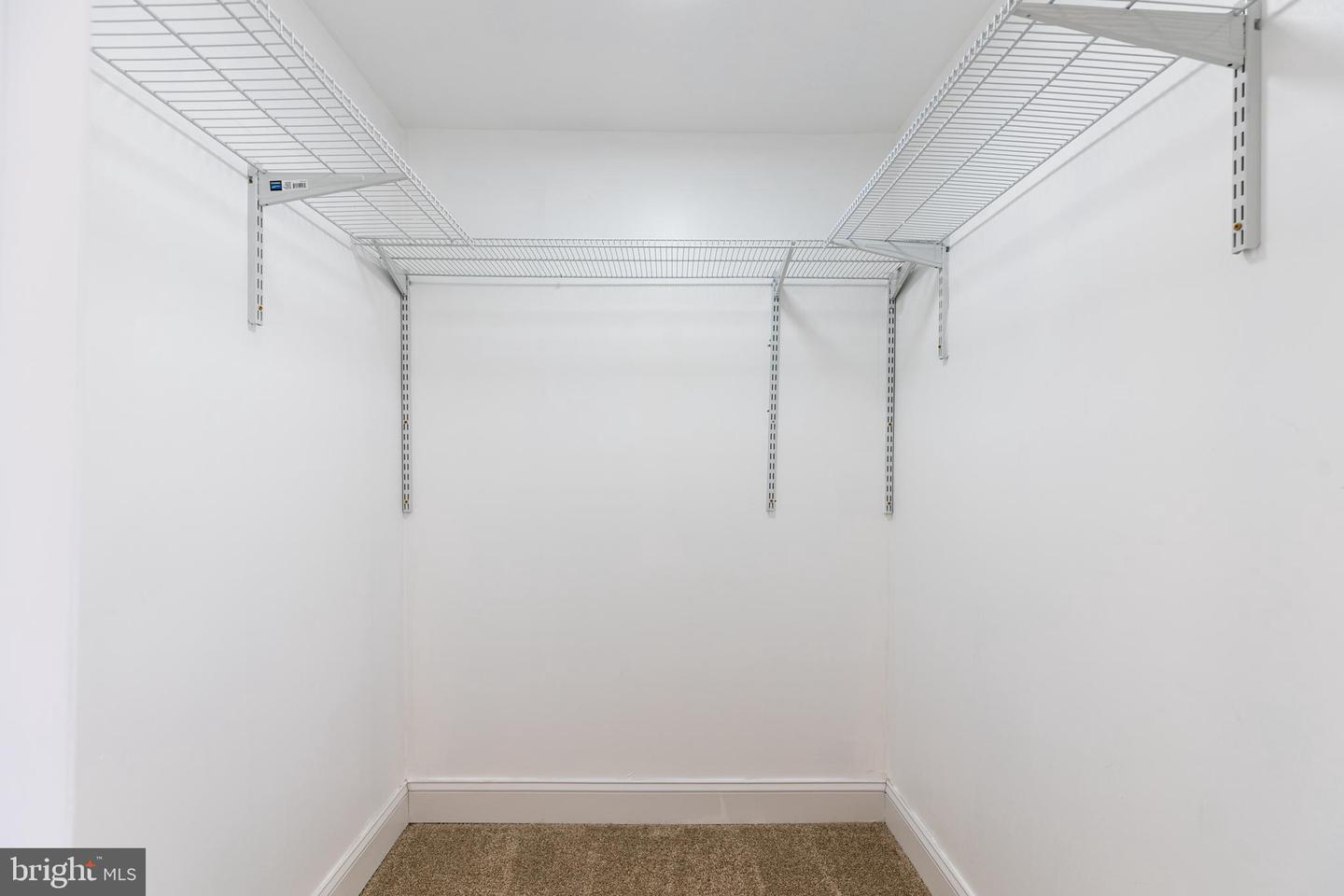 535 Robert St Property Photo 21
