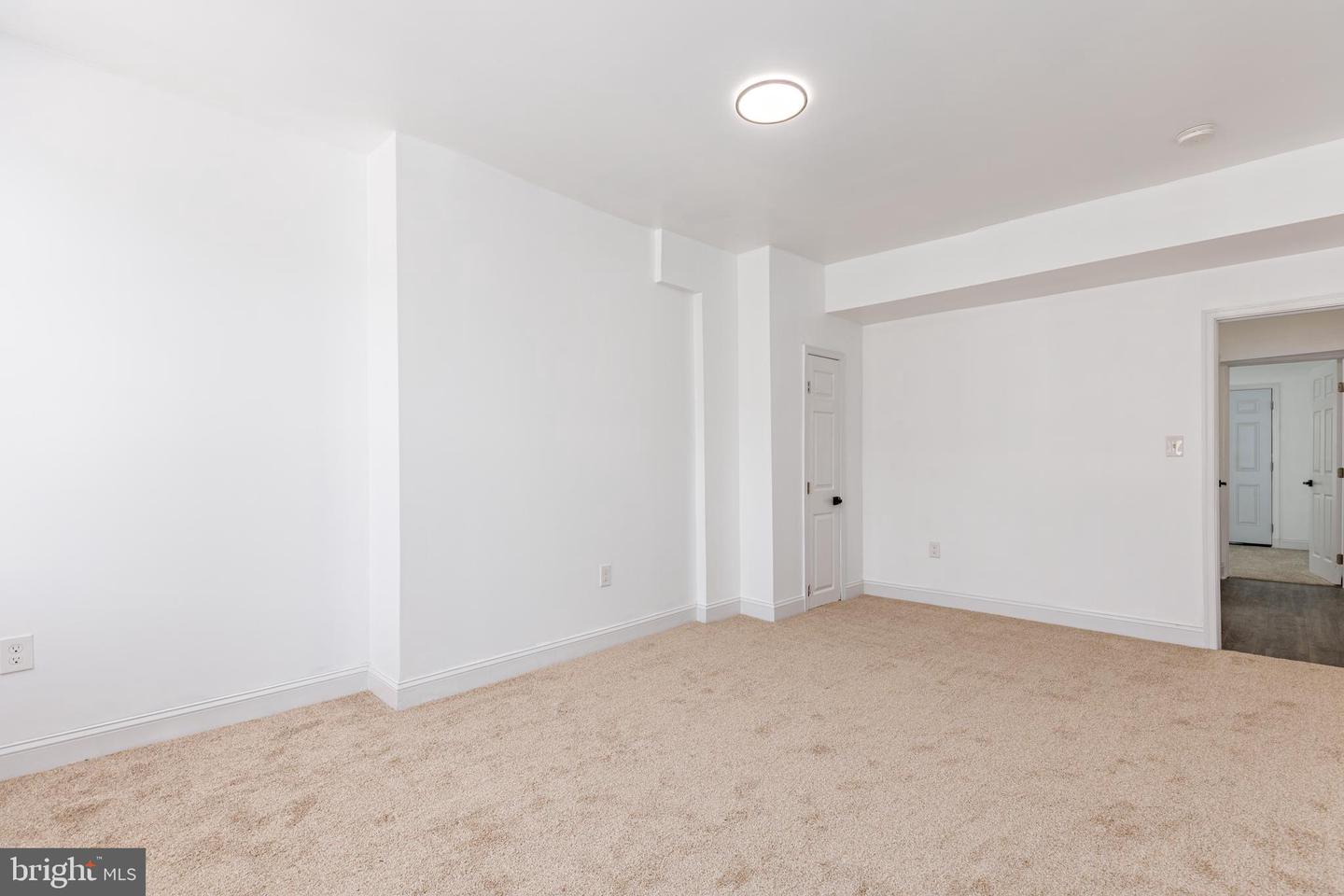535 Robert St Property Photo 40