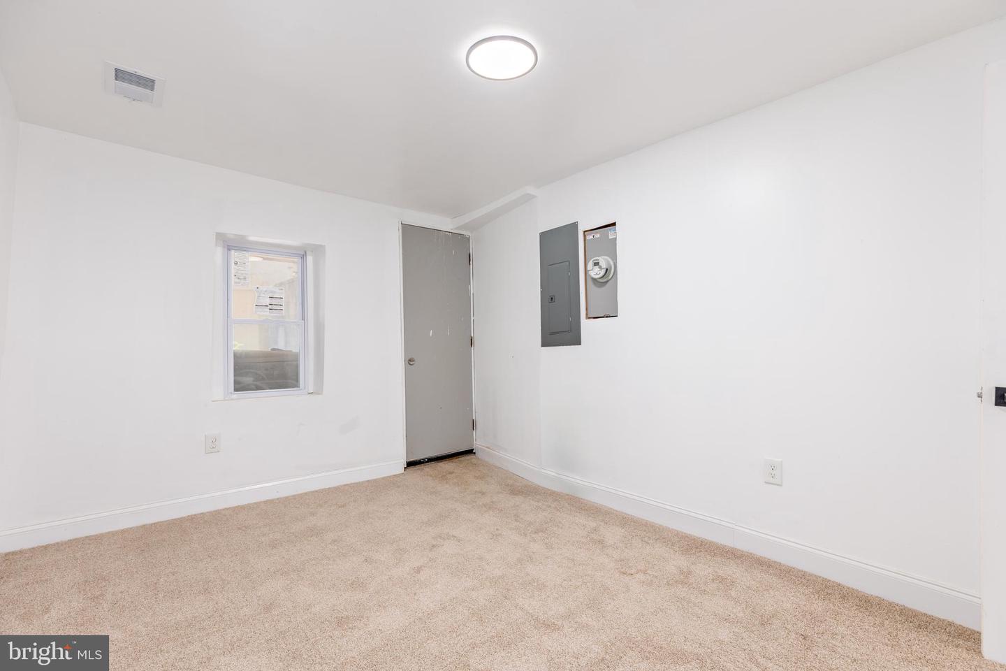 535 Robert St Property Photo 41