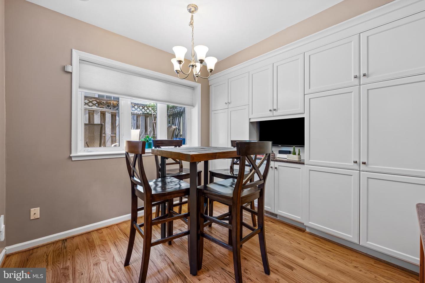 829 William St Property Photo 14