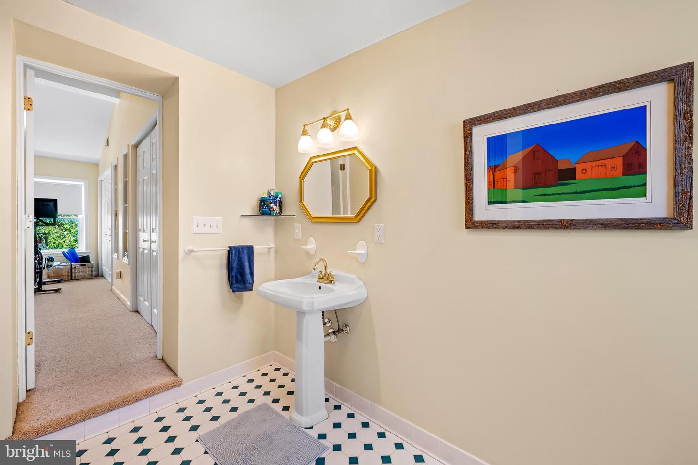 829 William St Property Photo 36