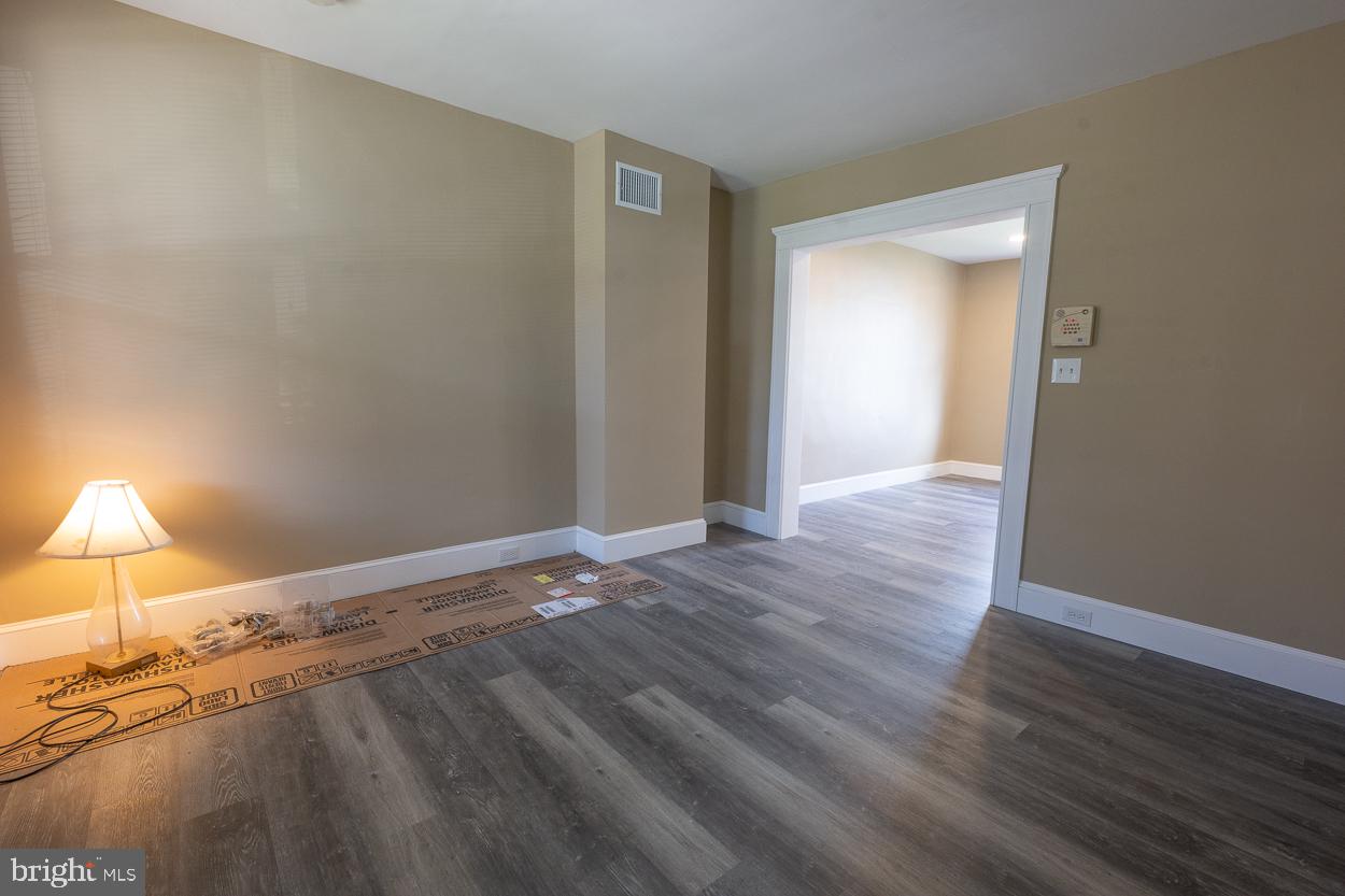 3306 Lyndale Ave Property Photo 2