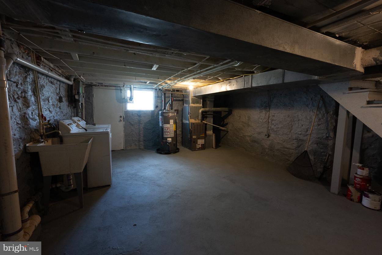3306 Lyndale Ave Property Photo 23
