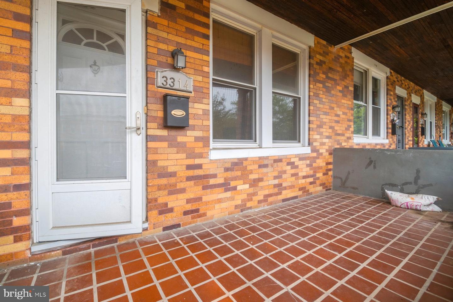 3314 Parklawn Ave Property Photo 2