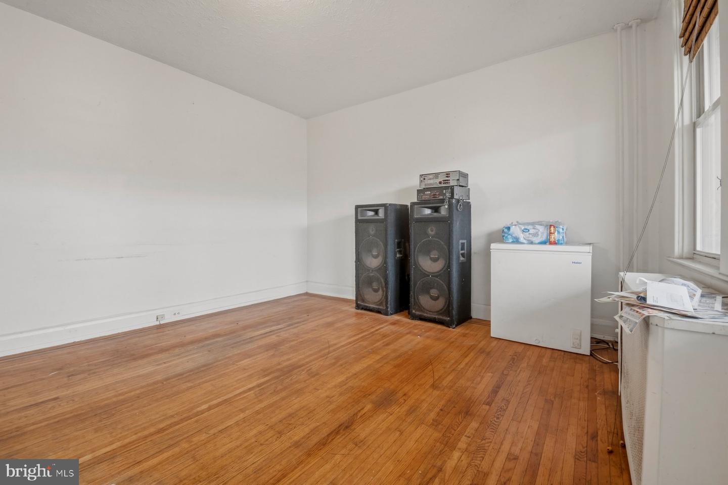 3314 Parklawn Ave Property Photo 3