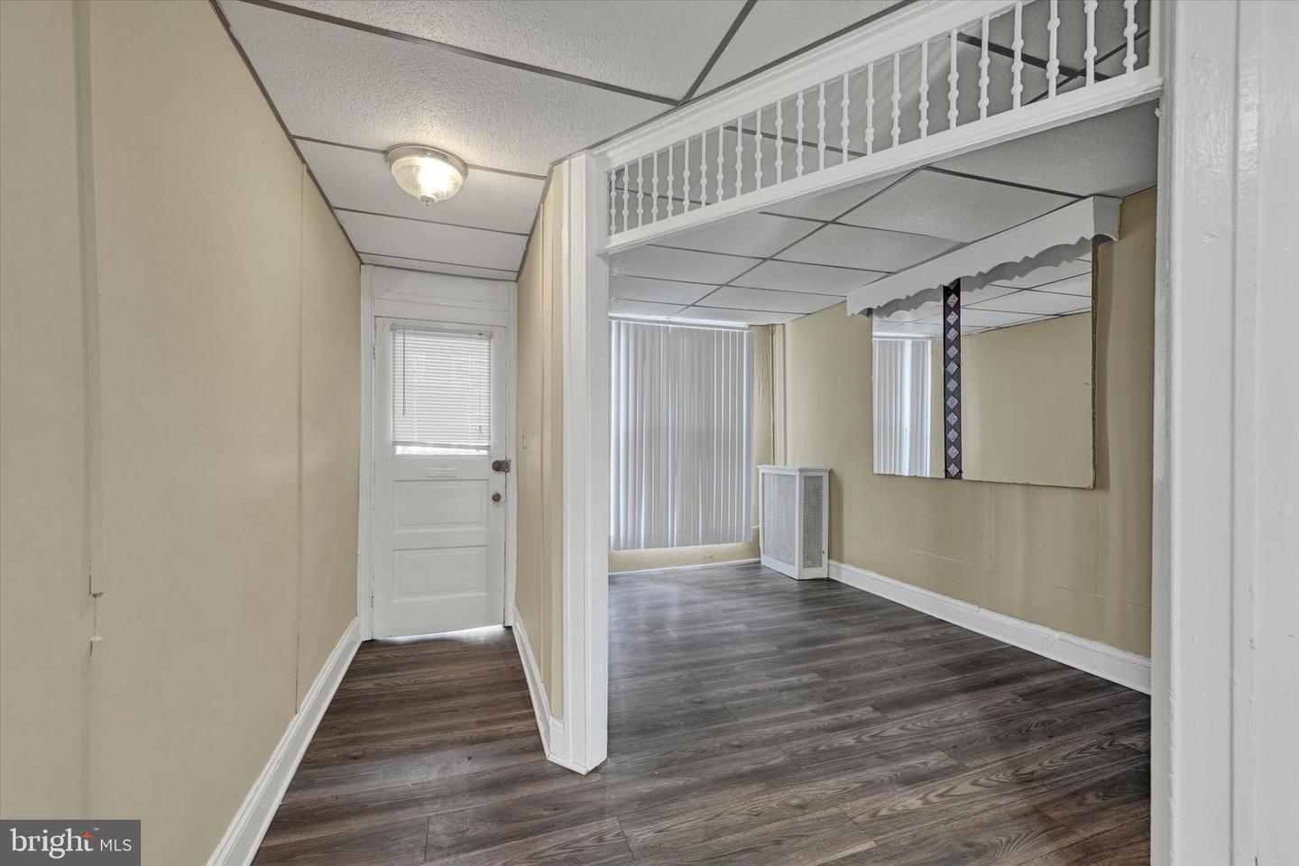 2528 Mcculloh St Property Photo 5