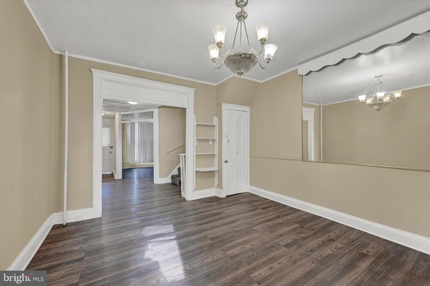 2528 Mcculloh St Property Photo 11