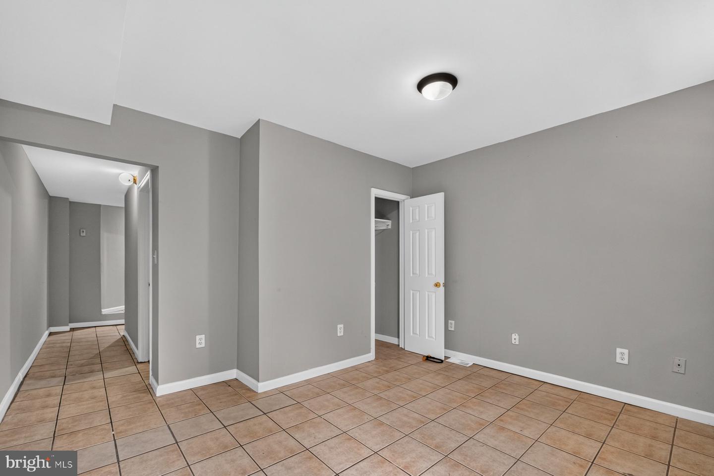 412 S Wolfe St Property Photo 9