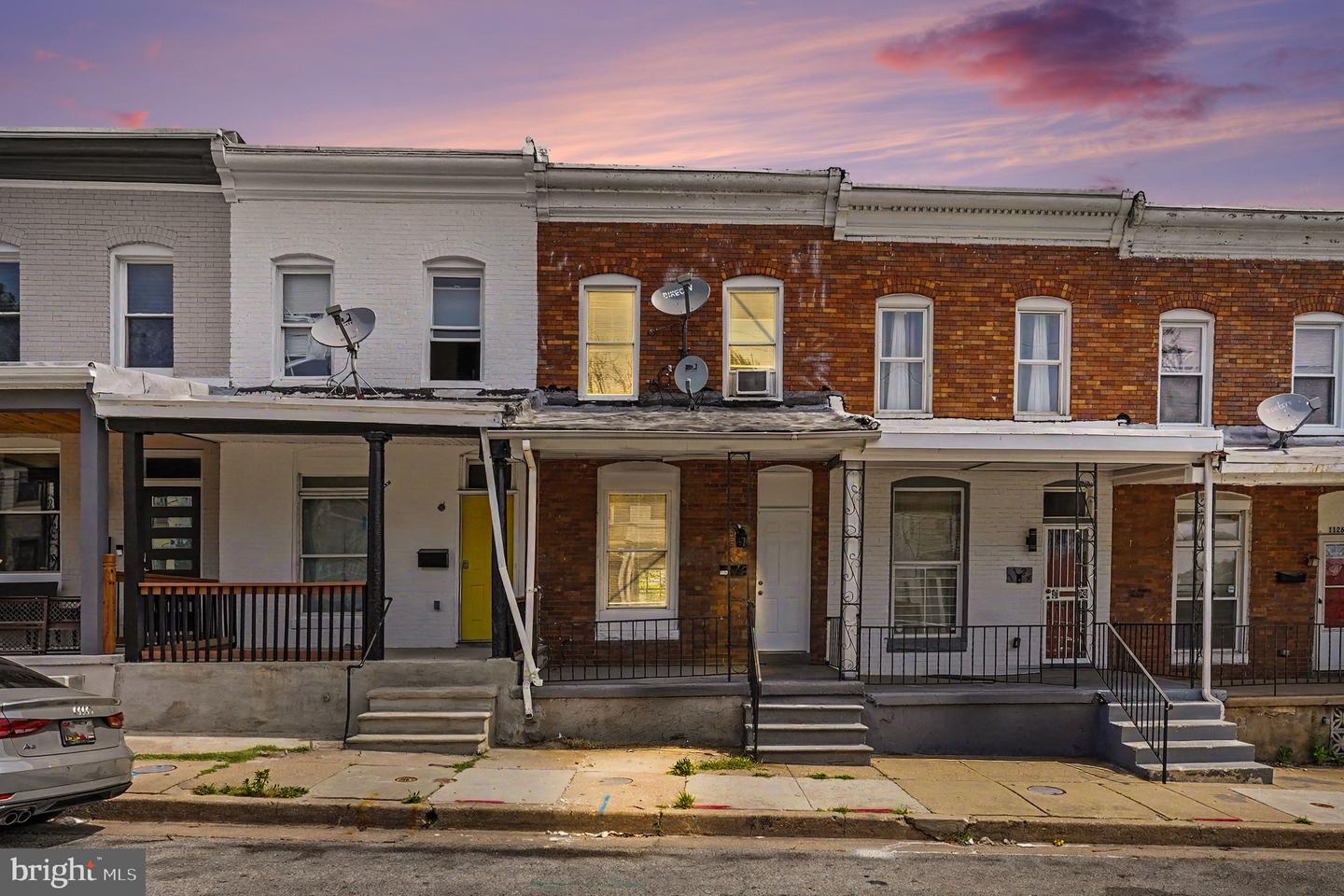 1122 Montpelier St Property Photo 1