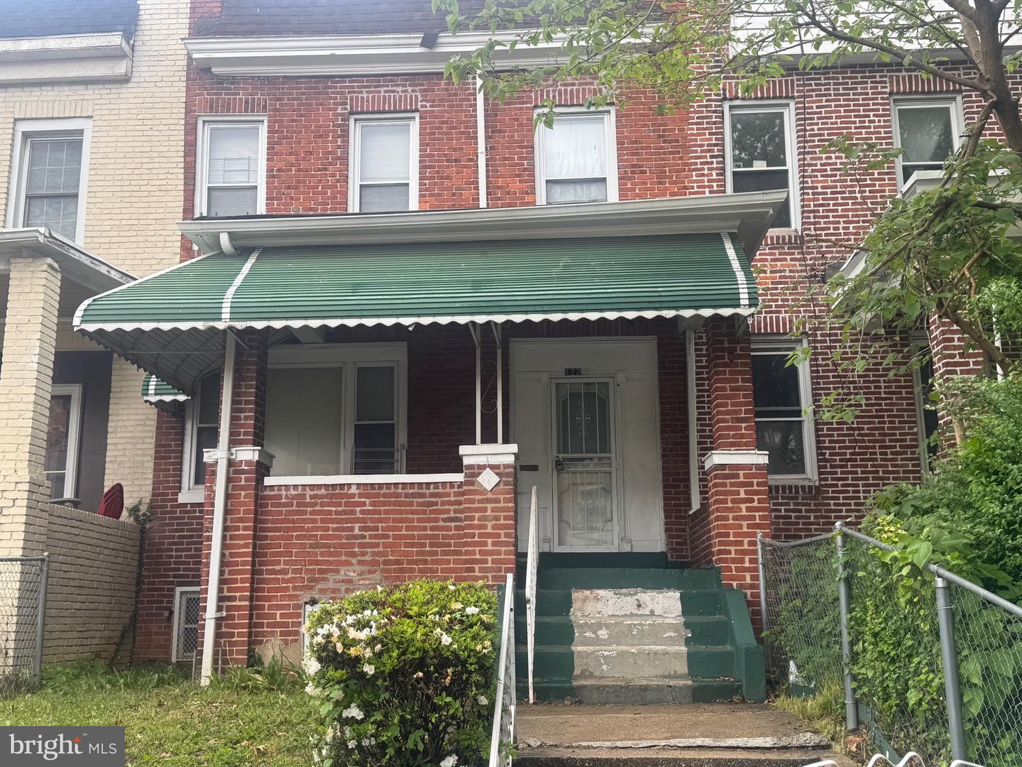 122 Hilton St Property Photo 2