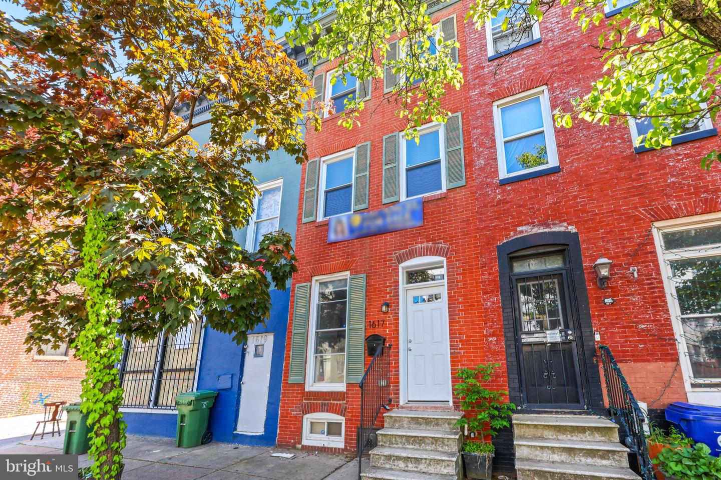 1617 Bank St Property Photo 2