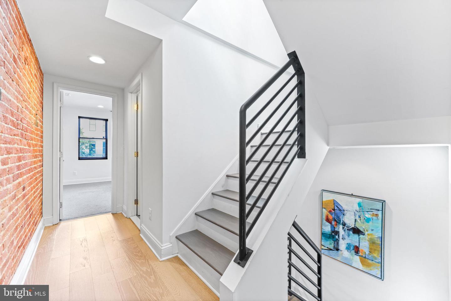 1617 Bank St Property Photo 20