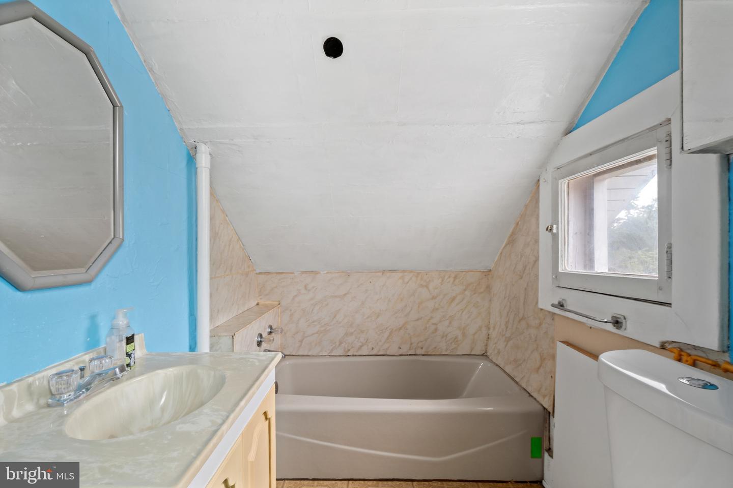 4208 Willshire Ave Property Photo 24