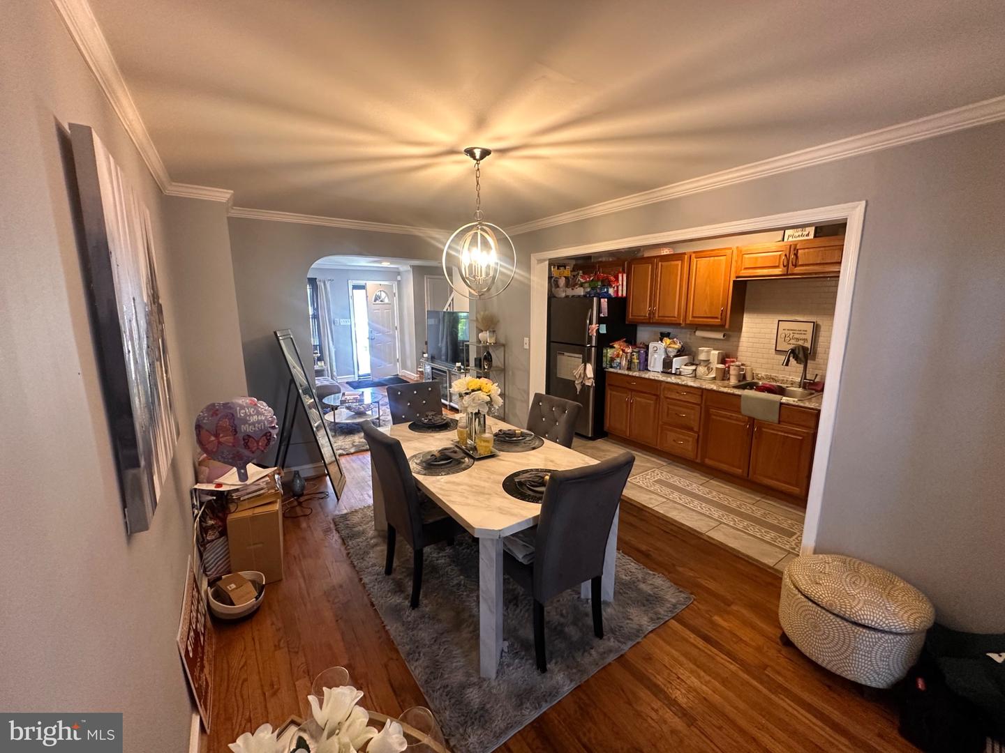 2725 N Rosedale St Property Photo 7